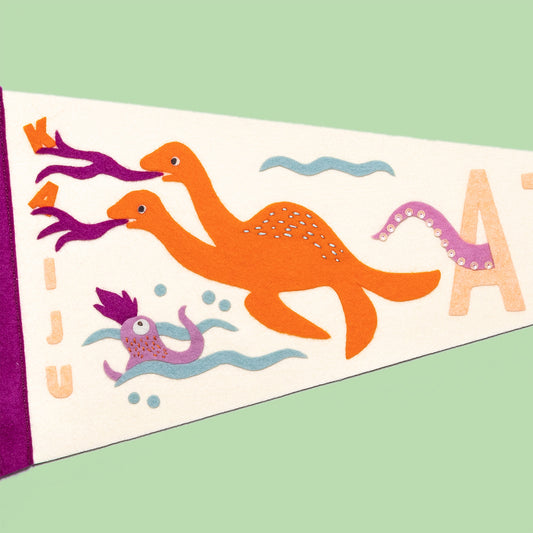 水島ひね作品(128) 怪獣ペナント TWINSIE PINK