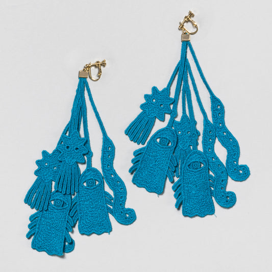 エメラルドのレースのピアス・イヤリング(ダブル)