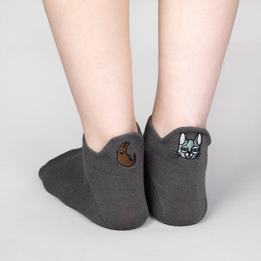 短い靴下 ニャンコとアノマロ