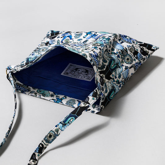 サコッシュ BLUE