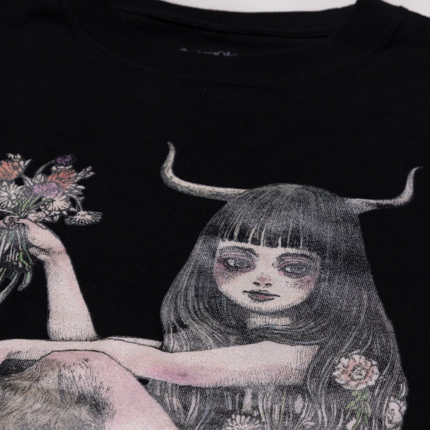 Tシャツ 角