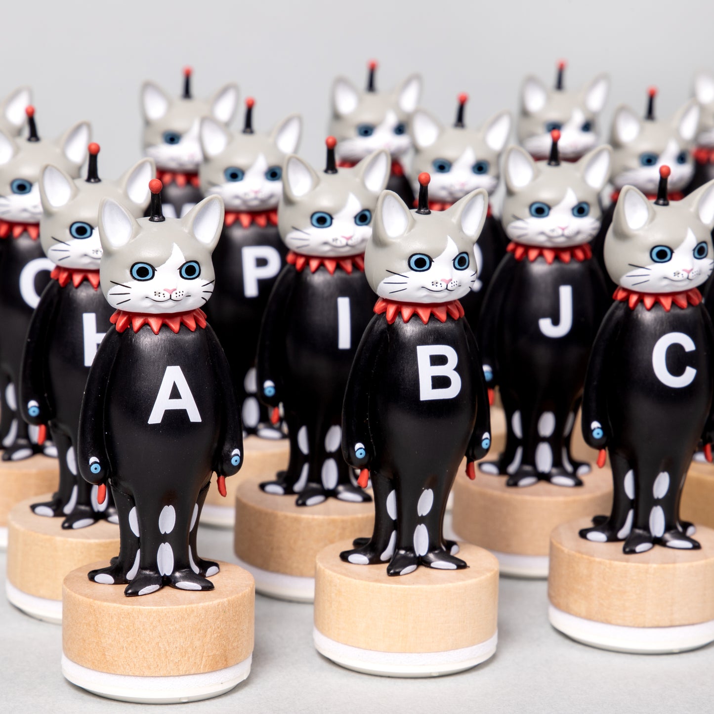 Gustamp 28 piece set