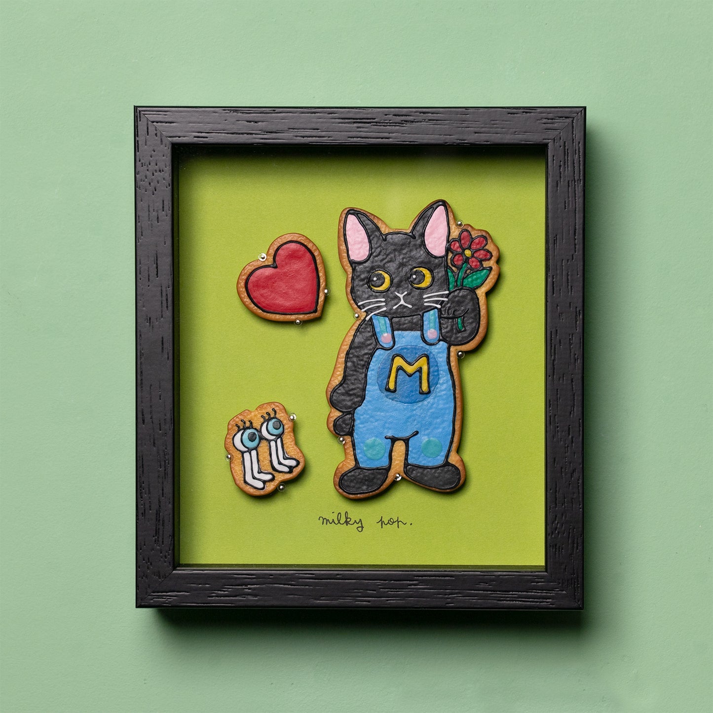 作品KM-5 milky pop. KAGIO CATS MUSTA 5