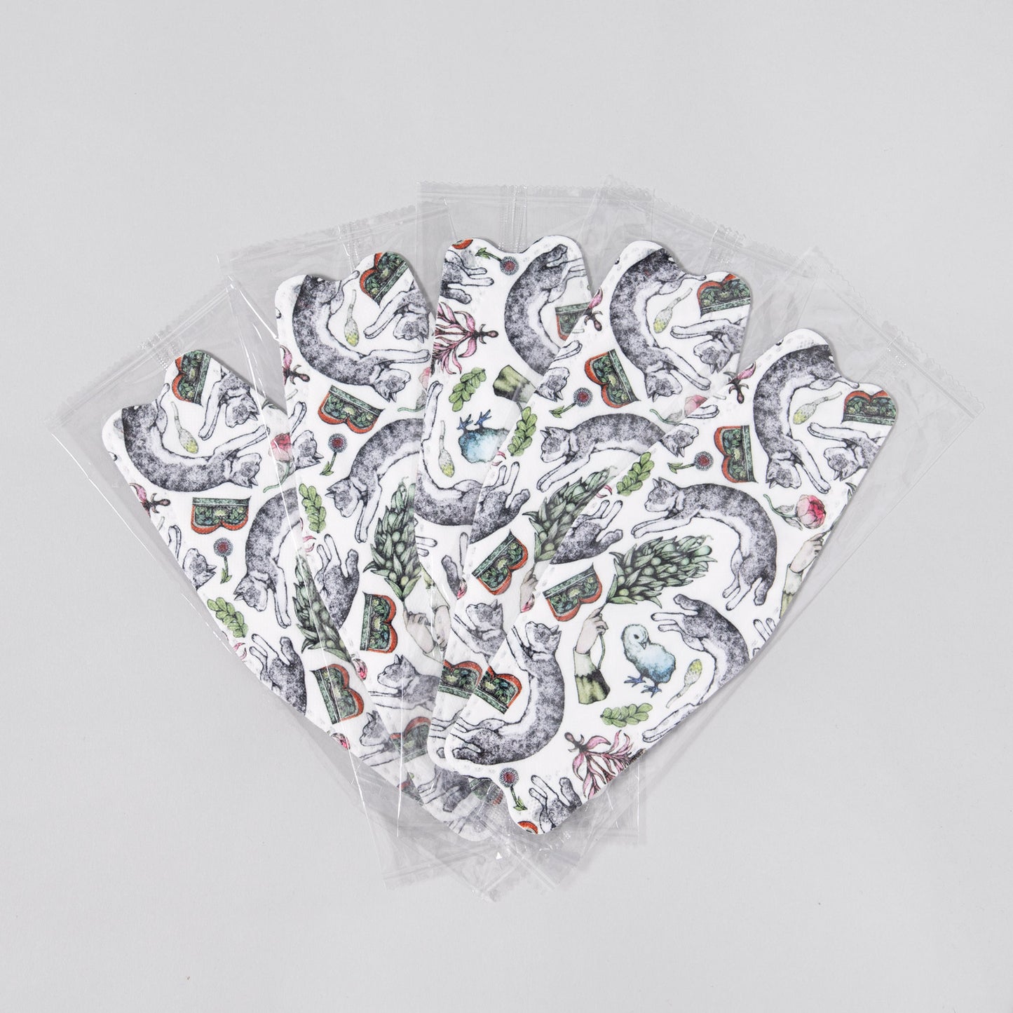 Non-woven fabric mask "Peking no Aki"