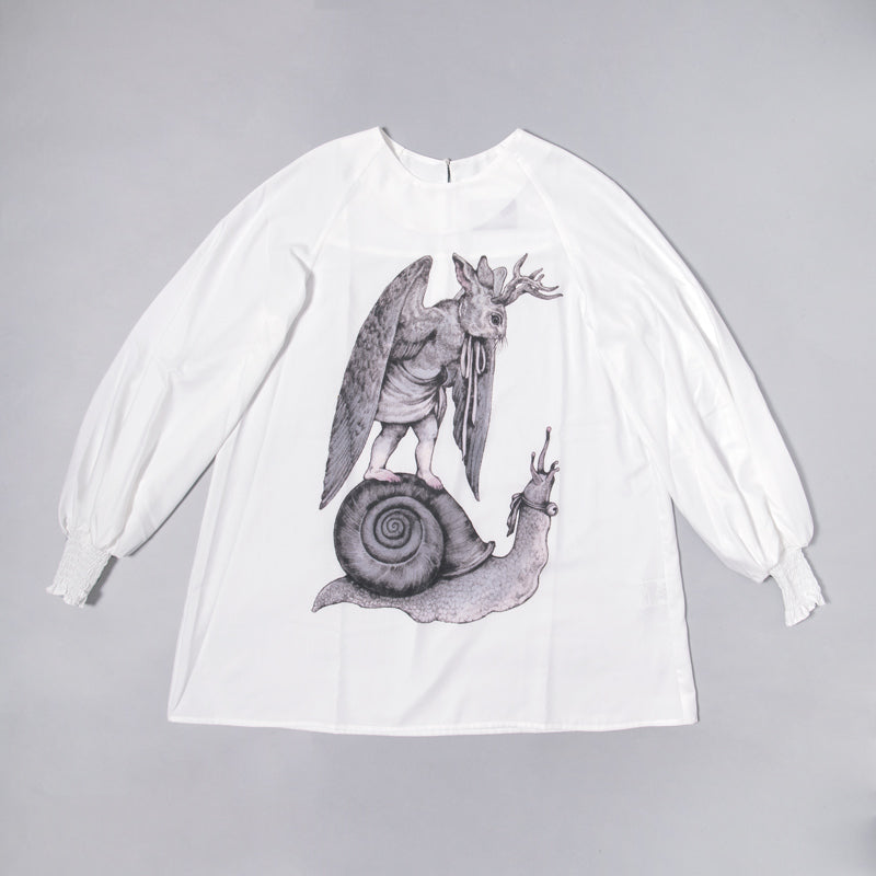 Blouse Tsuno Usagi to Katatsumuri