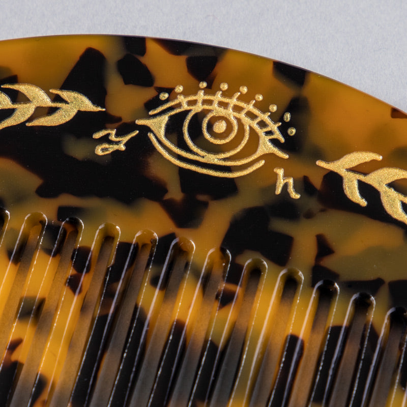 Brown comb with case