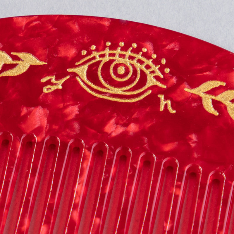 Red comb with case