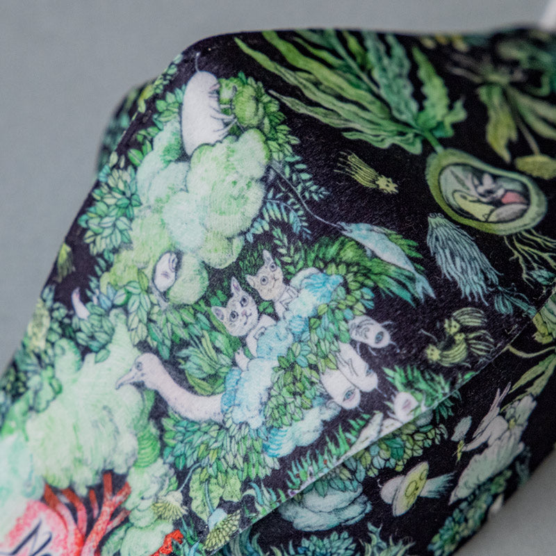Non-woven fabric mask "Ookina Kino uede"