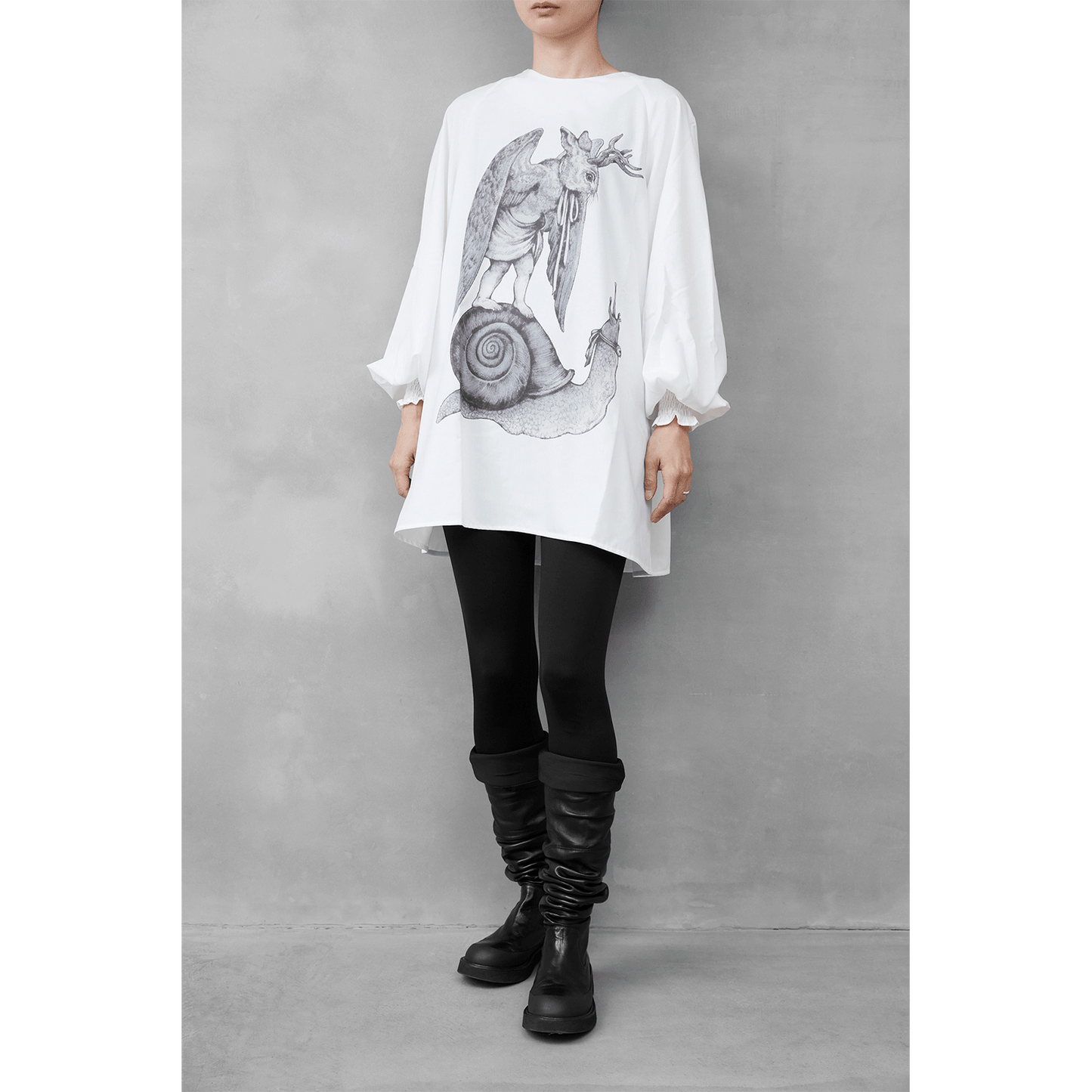 Blouse Tsuno Usagi to Katatsumuri