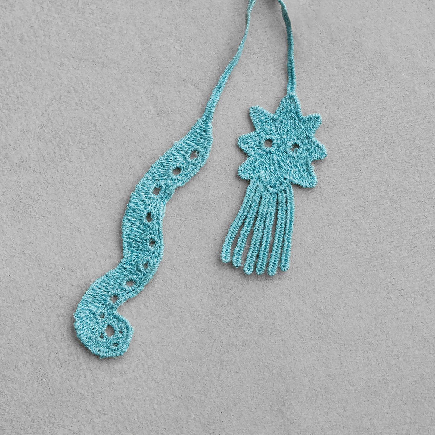 Turquois lace earrings・clip on earrings