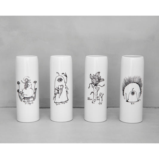 Kutaniyaki flower base (vase)
