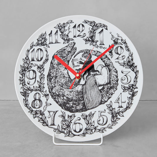 Wall clock (radio wave type) Wani to Gustave-kun