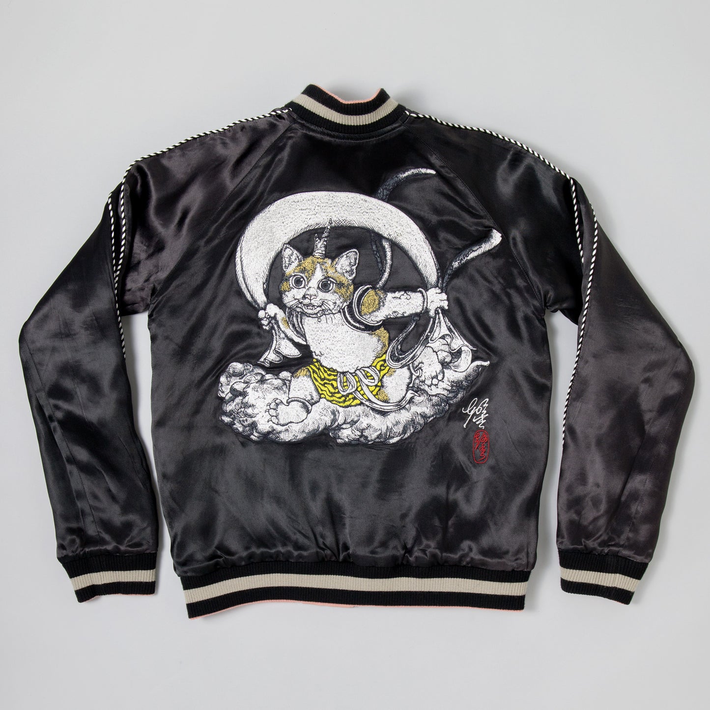 Sukajan Cat Fujin Raijin pattern