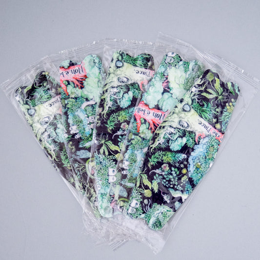 Non-woven fabric mask "Ookina Kino uede"