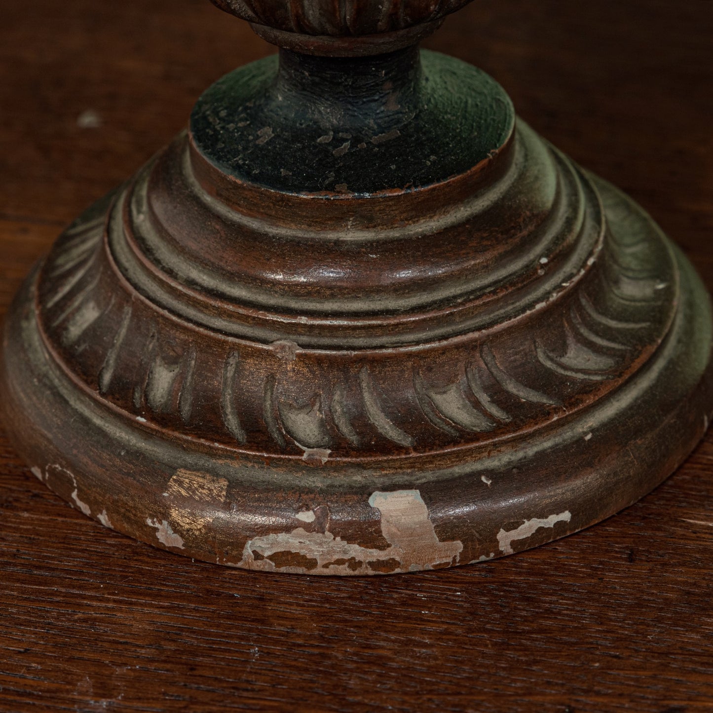 Lamp stand B