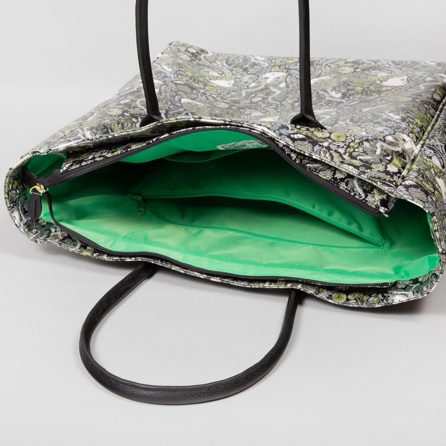 HORNS Brief Tote bag