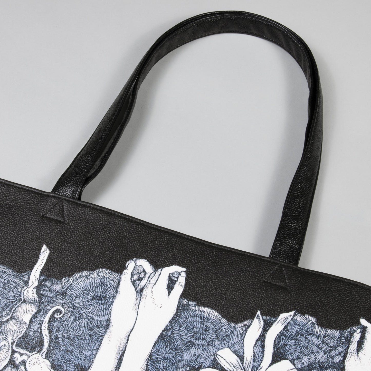 Sakasamakaban (shoulder bag) Ghost