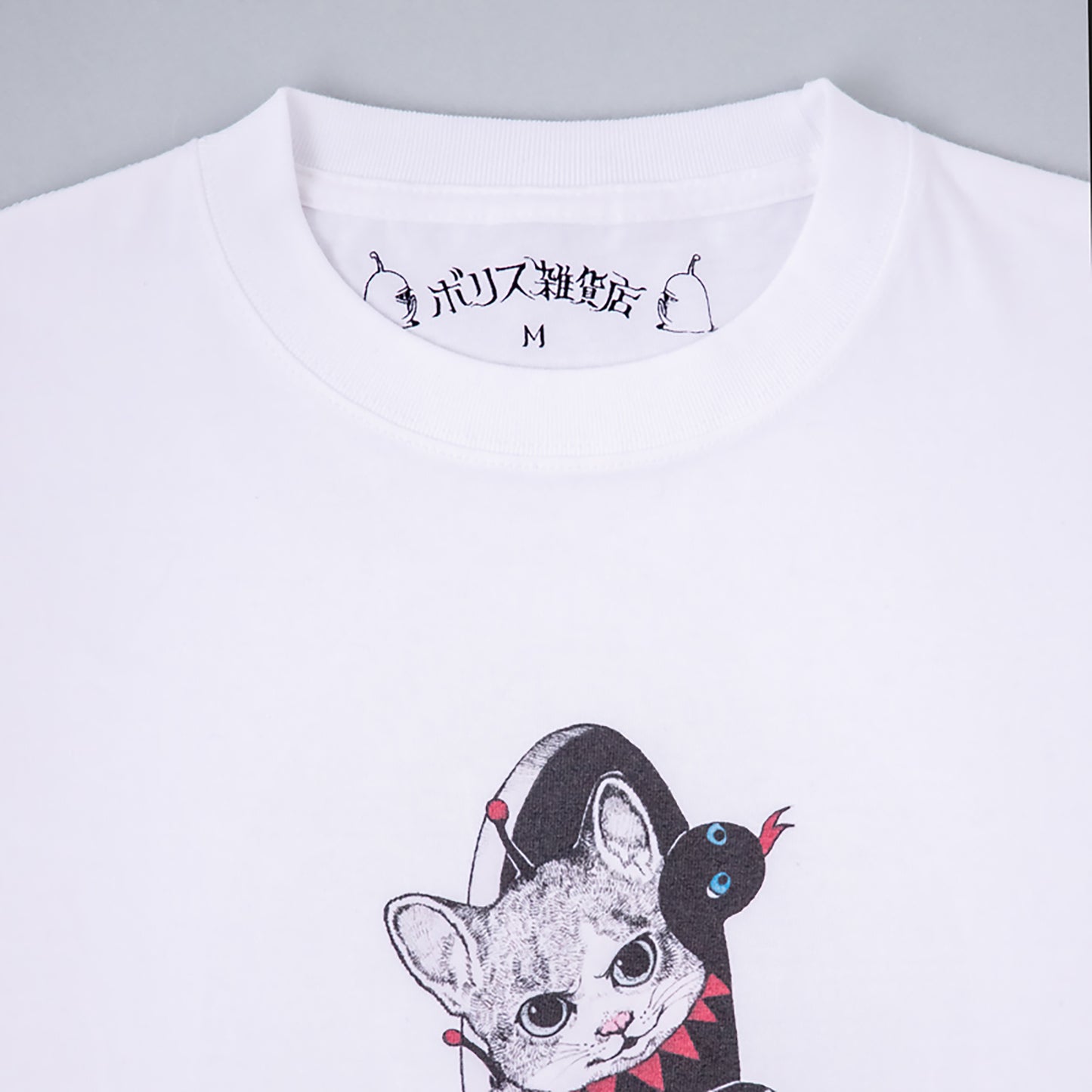 Tシャツ 巣穴からのぞくギュスターヴくん