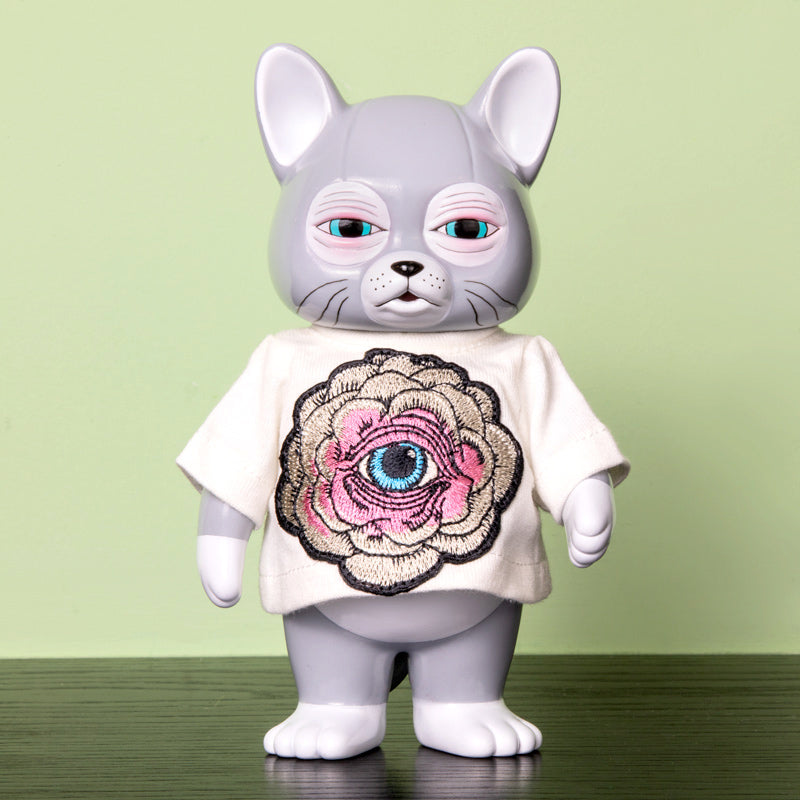 ニャンコのTシャツとワッペン