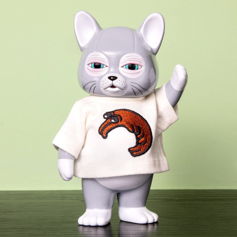 ニャンコのTシャツとワッペン