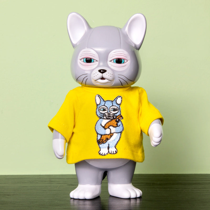 ニャンコのTシャツとワッペン