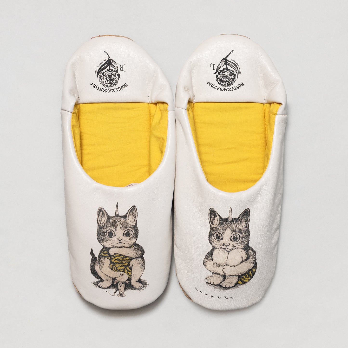 ルームシューズ　雷様