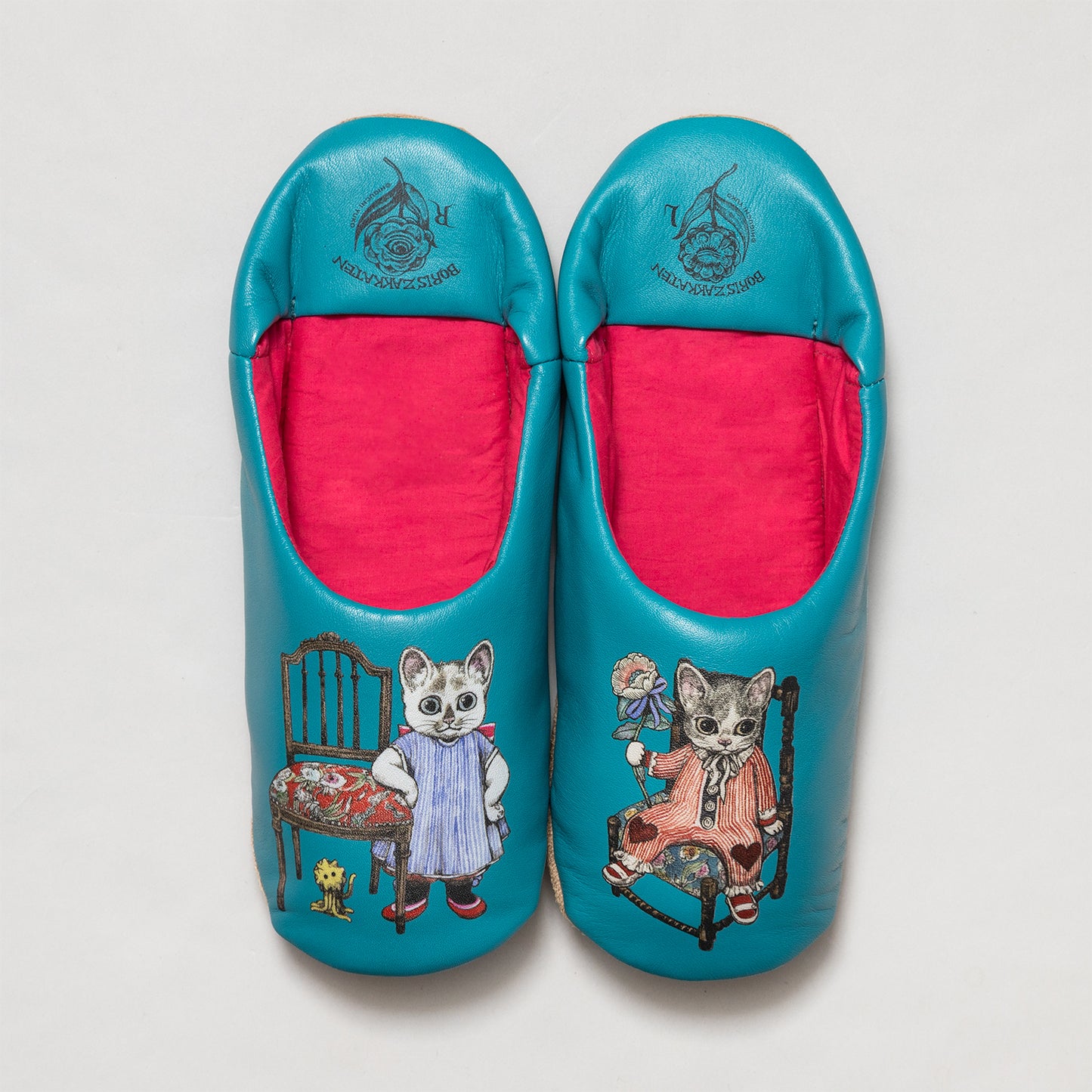 ルームシューズ　Antique Chairs