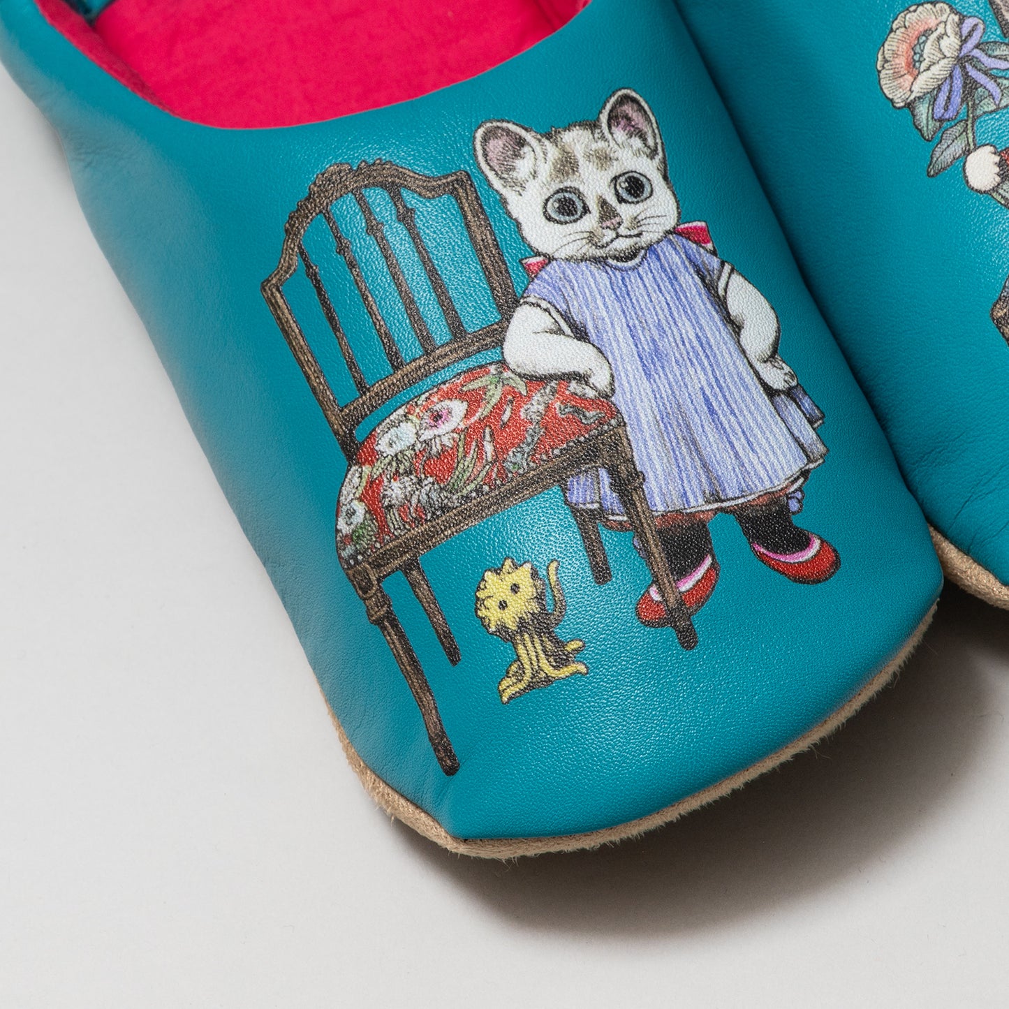 ルームシューズ　Antique Chairs