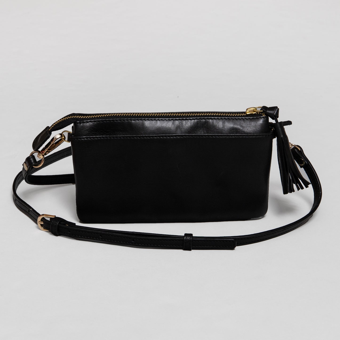 お財布バッグ　GUSTAVE（BK)