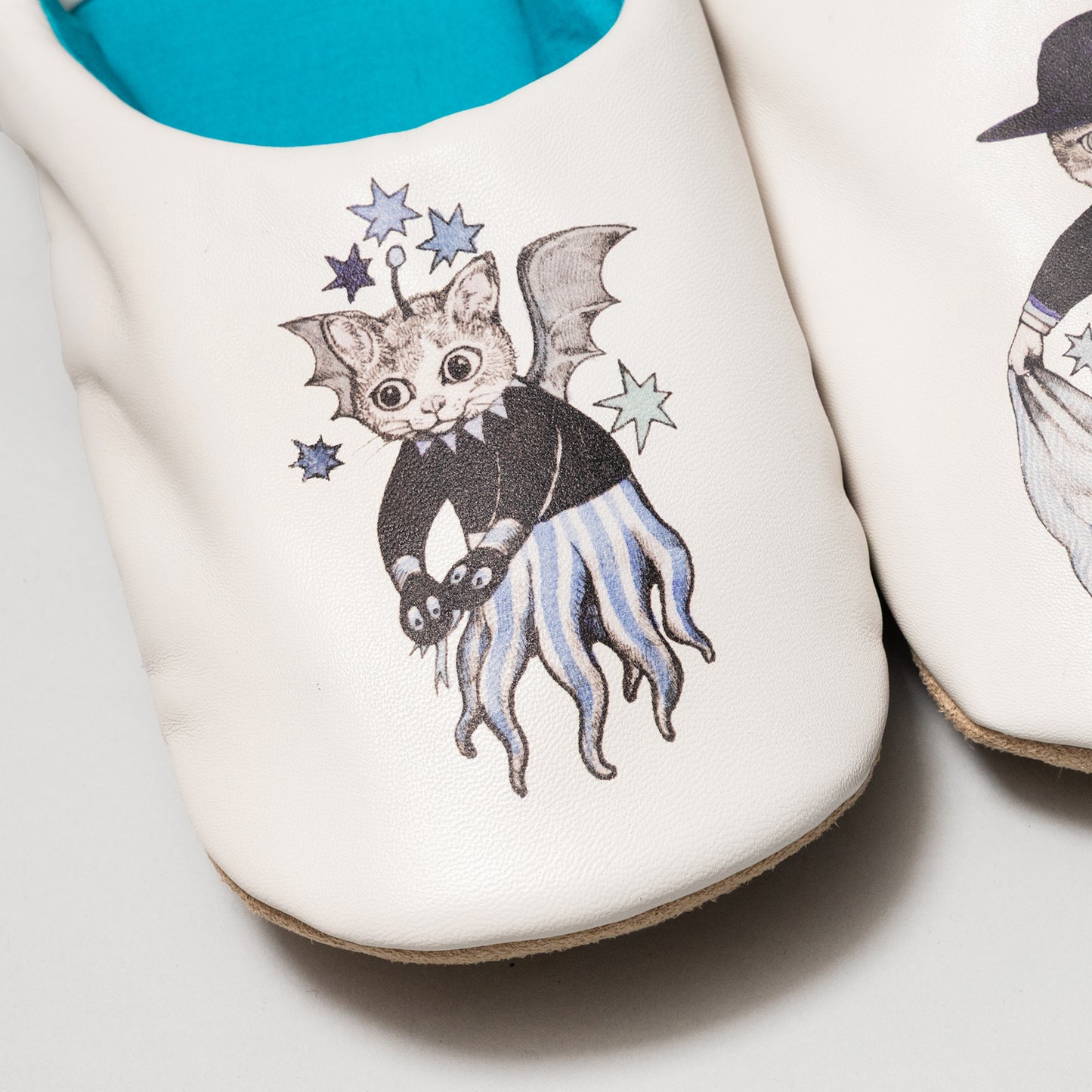 ルームシューズ　BLUE BORIS&666