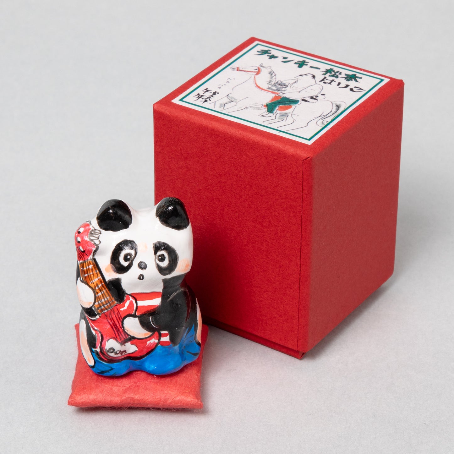 作品C-1　チャンキー松本　ギターパンダくん