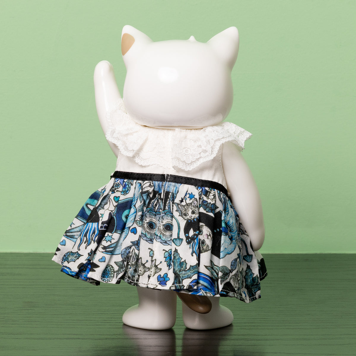 こはるのお洋服　Dress　白ｘBLUE