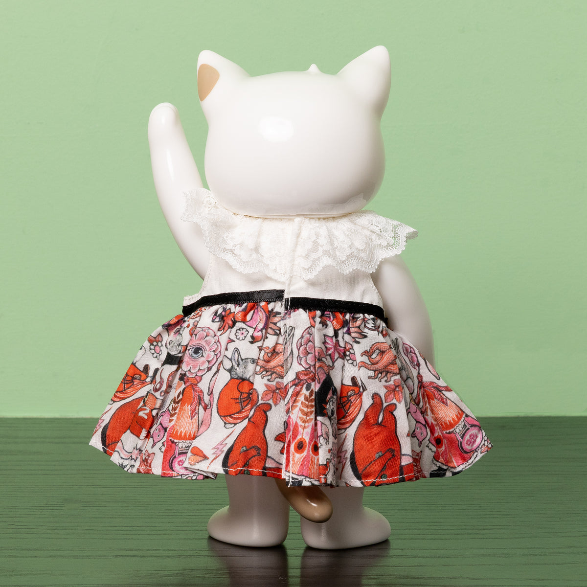 こはるのお洋服　Dress　白ｘRED
