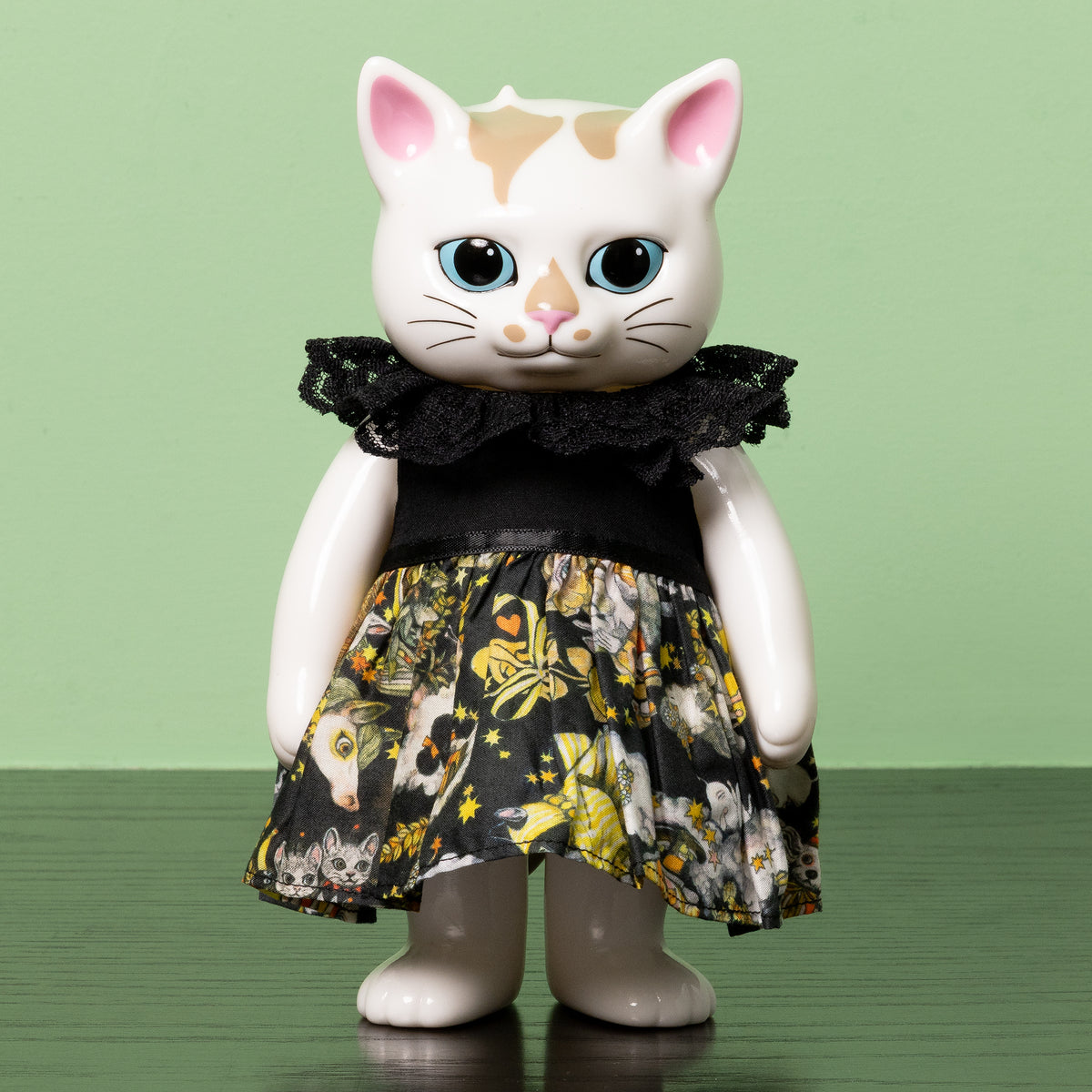 こはるのお洋服　Dress　黒ｘYELLOW