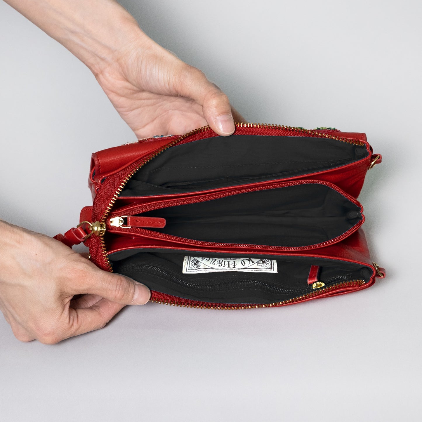 お財布バッグ　GUSTAVE（RD）