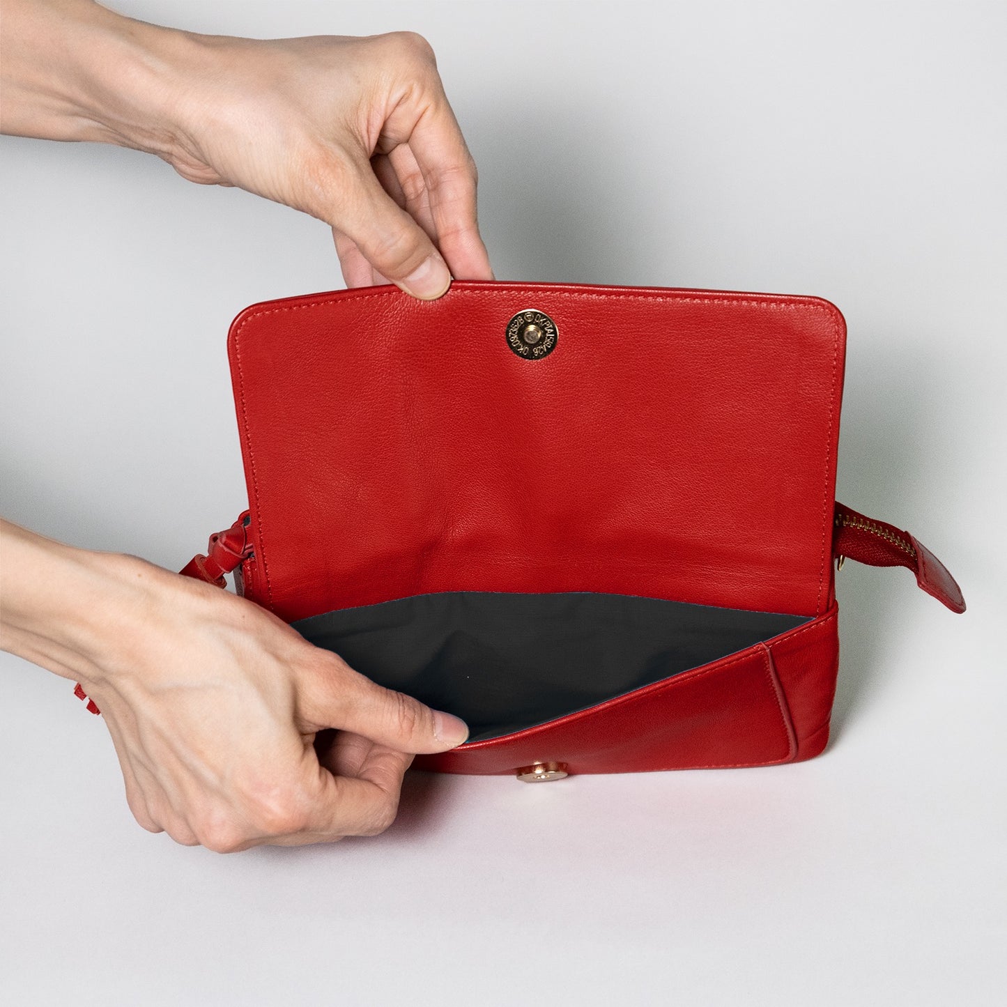 お財布バッグ　GUSTAVE（RD）