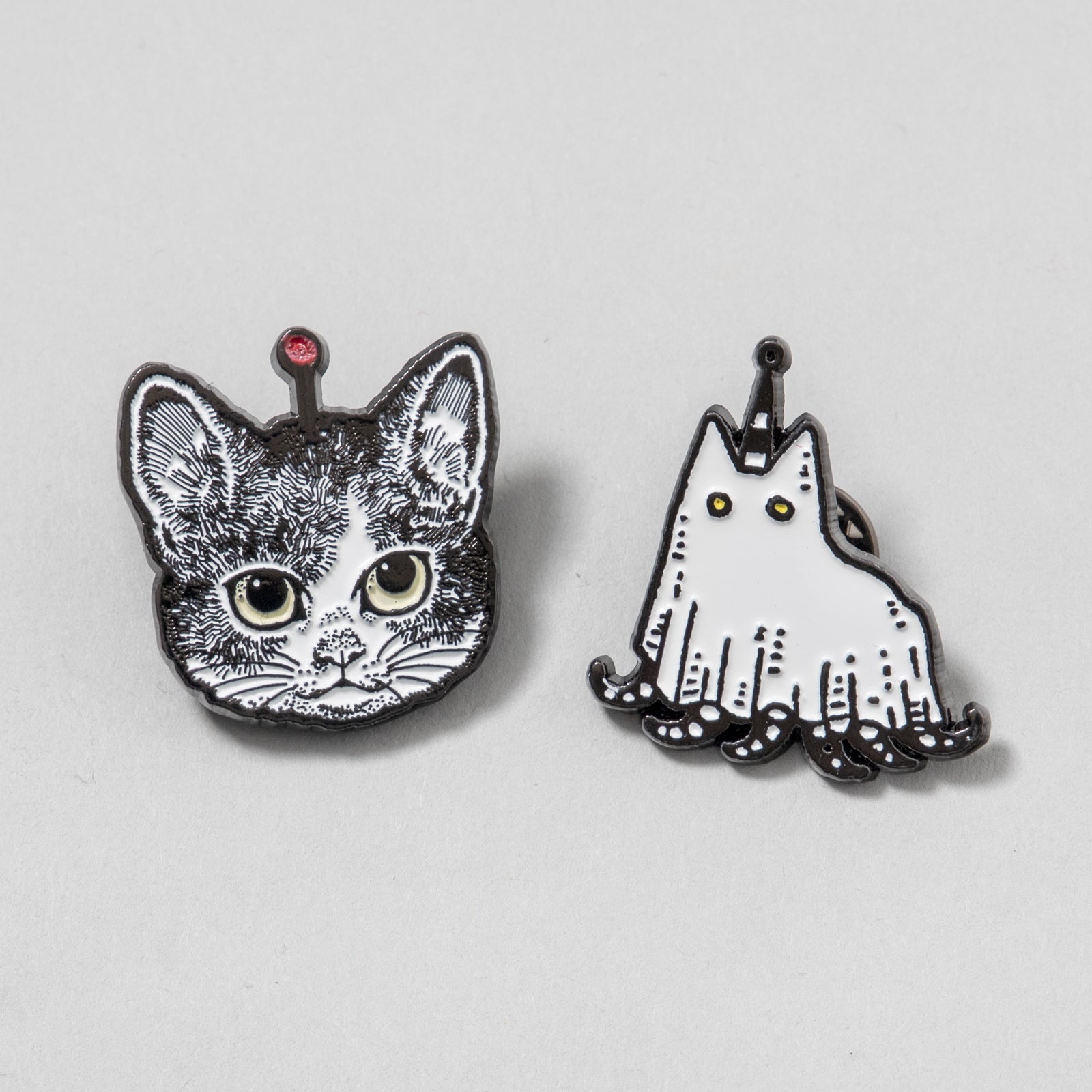 ピンズ2個セットGUSTAVES – ボリス雑貨店