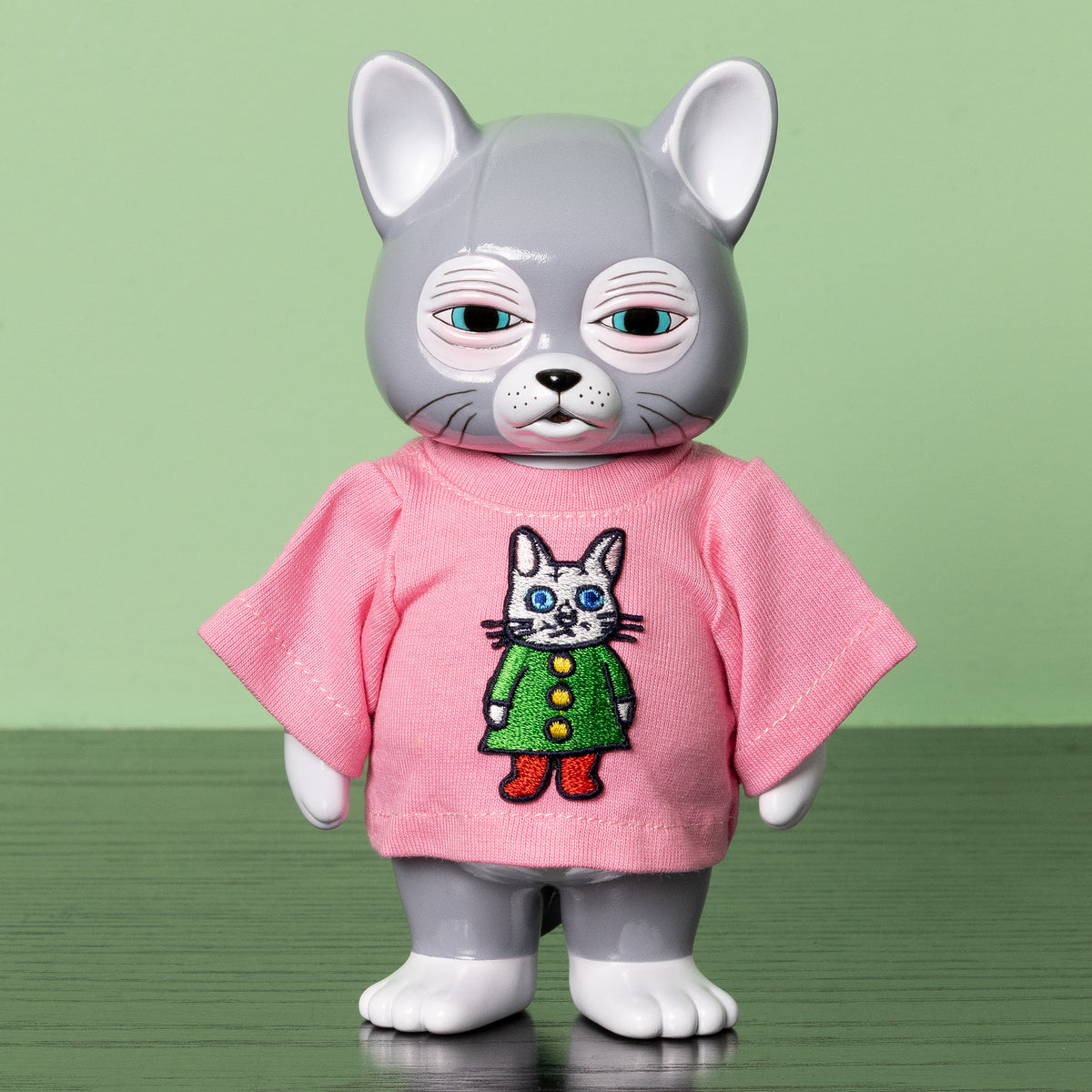 ニャンコのTシャツ（PK）とワッペン