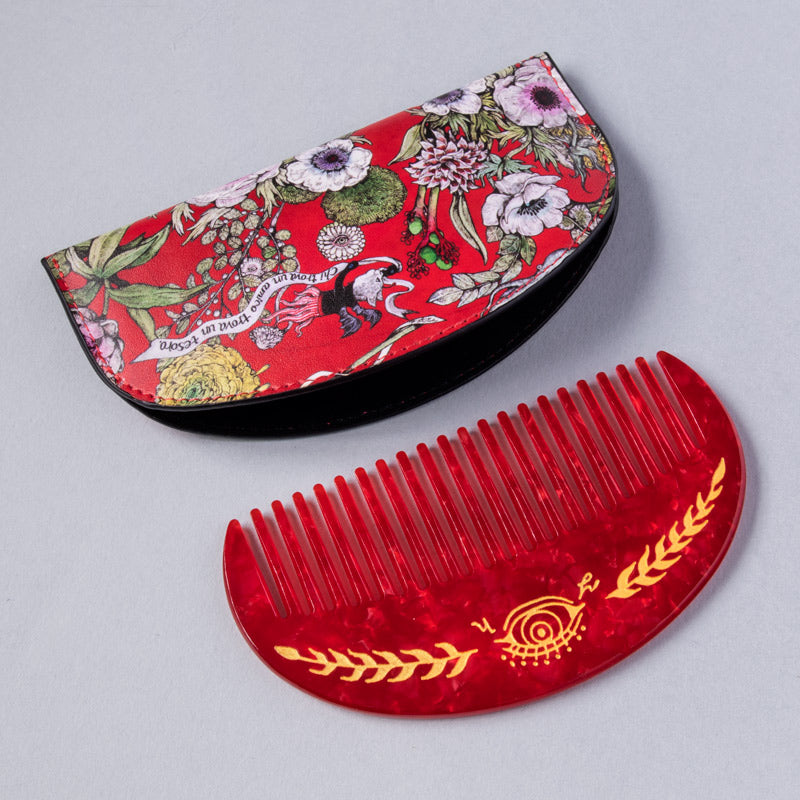 Red comb with case