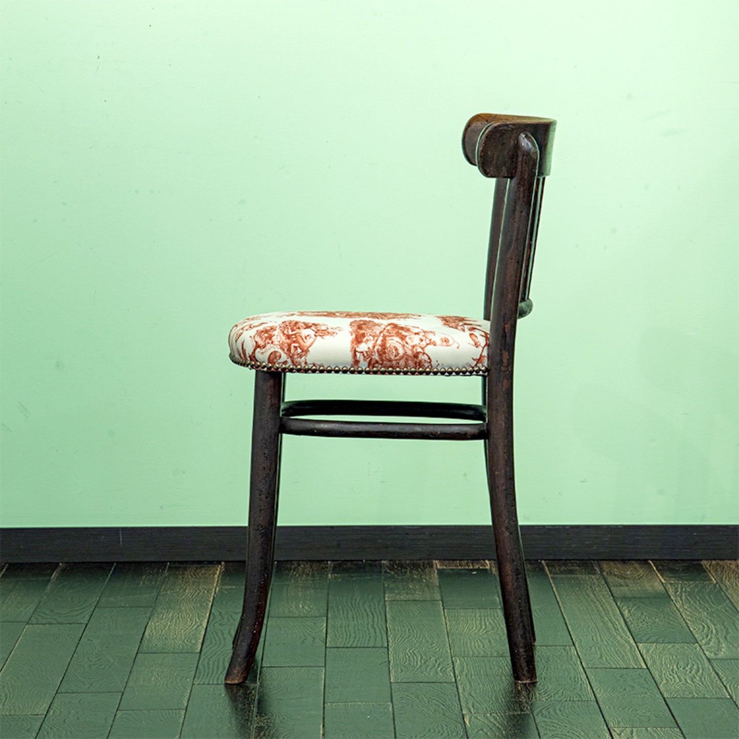 Bentwood Chair B