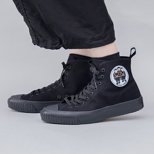 High cut shoes with patches (JUNK HEAD)